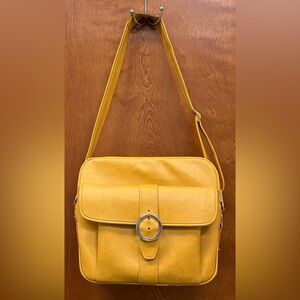 Vintage Samsonite Messenger Shoulder Travel Overnight Carryon Mustard Yellow